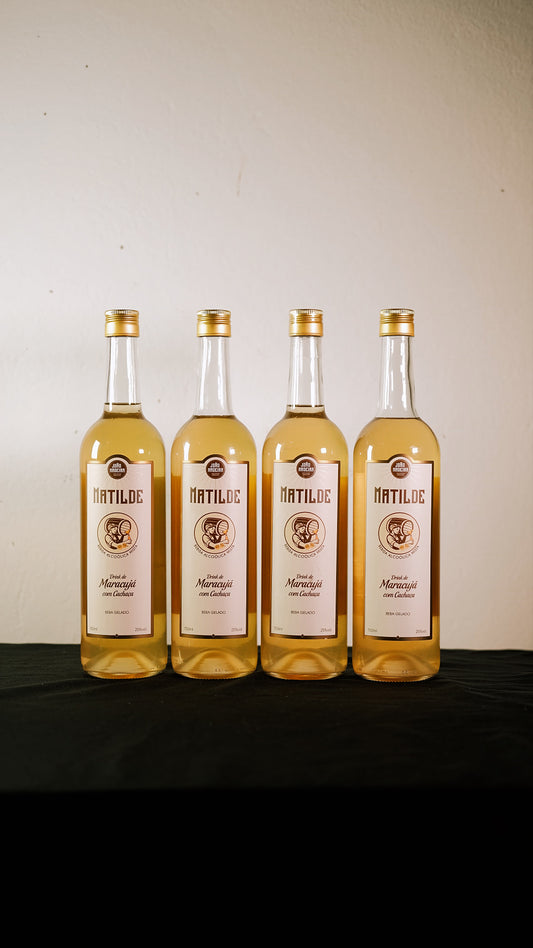 Kit 4 Garrafas Matilde Maracujá 750ml